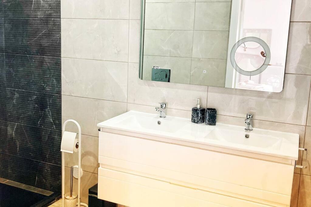 Willa Vivenda Espacosa E Luminosa Quelfes Zewnętrze zdjęcie